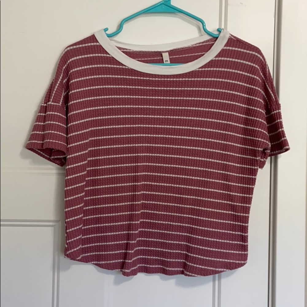 Short sleeve mauve striped top